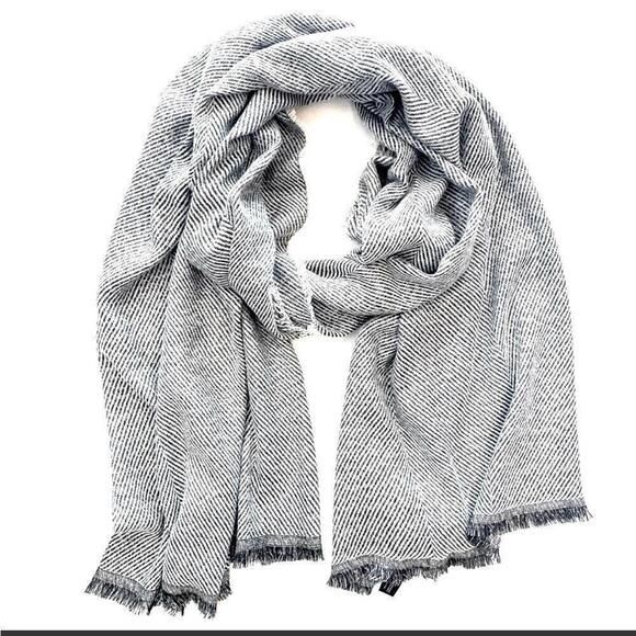 INC International Concepts Two-Tone Shine Scarf Wrap, Black/White One Size - Picture 3 of 6